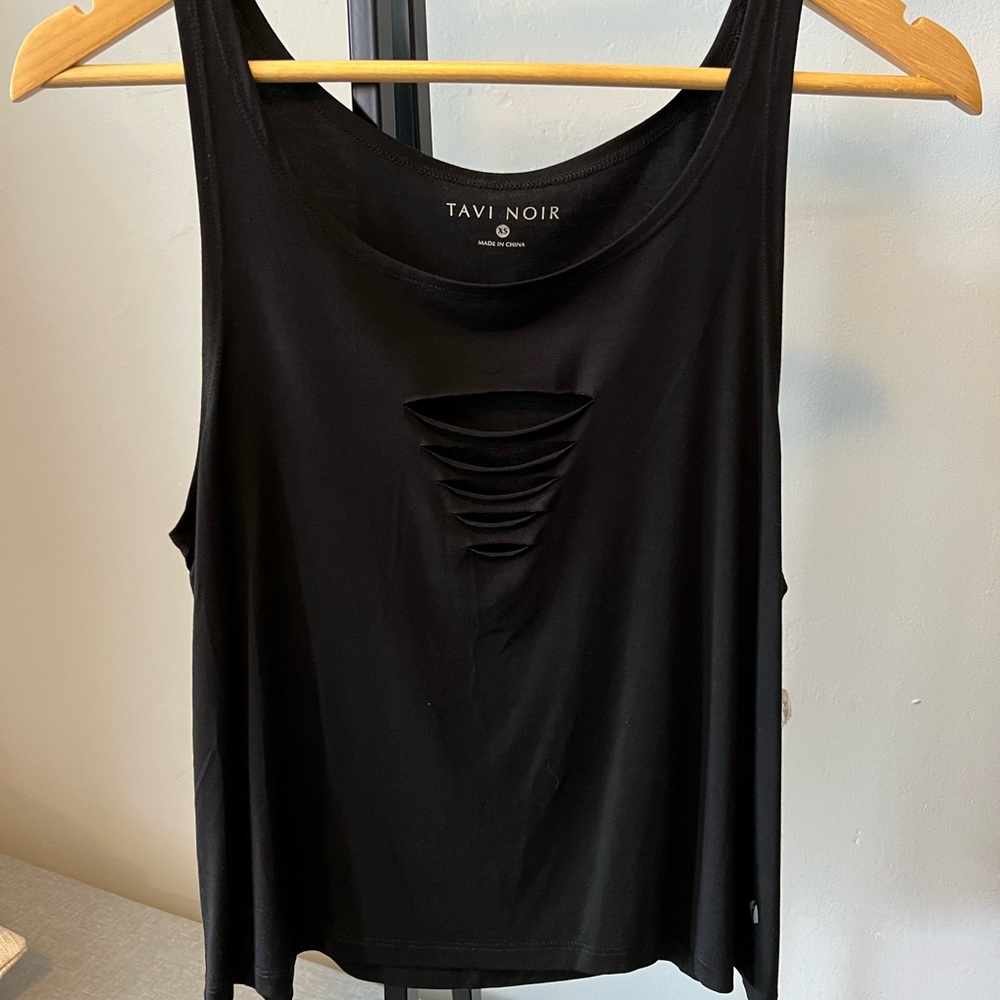 Tavi Noir laser cut tank top. Black with cut out details in the front. NWT!